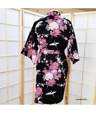 Kimono japonais femme noir grue et pivoines – élégant et moderne | Japanzen