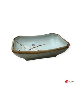 Hana” Light Green Japanese Porcelain Sauce Dish – Elegant Tableware | Japanzen
