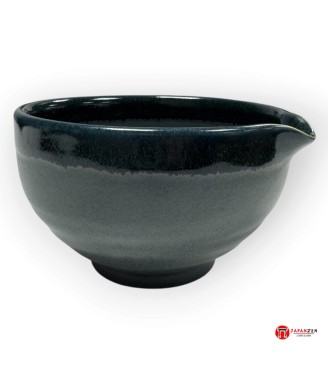 Bol à matcha japonais Katakuchi – Bleu profond avec bec verseur